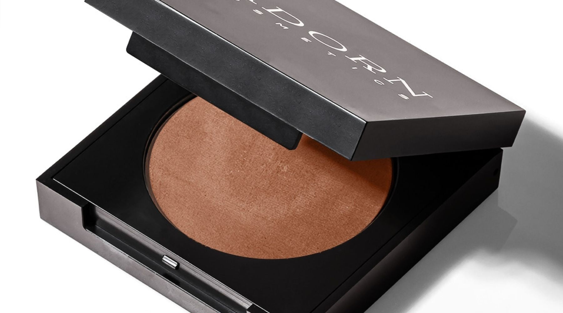 Glowy Summer Makeup Look -sweat-resistant makeup for mature skin
