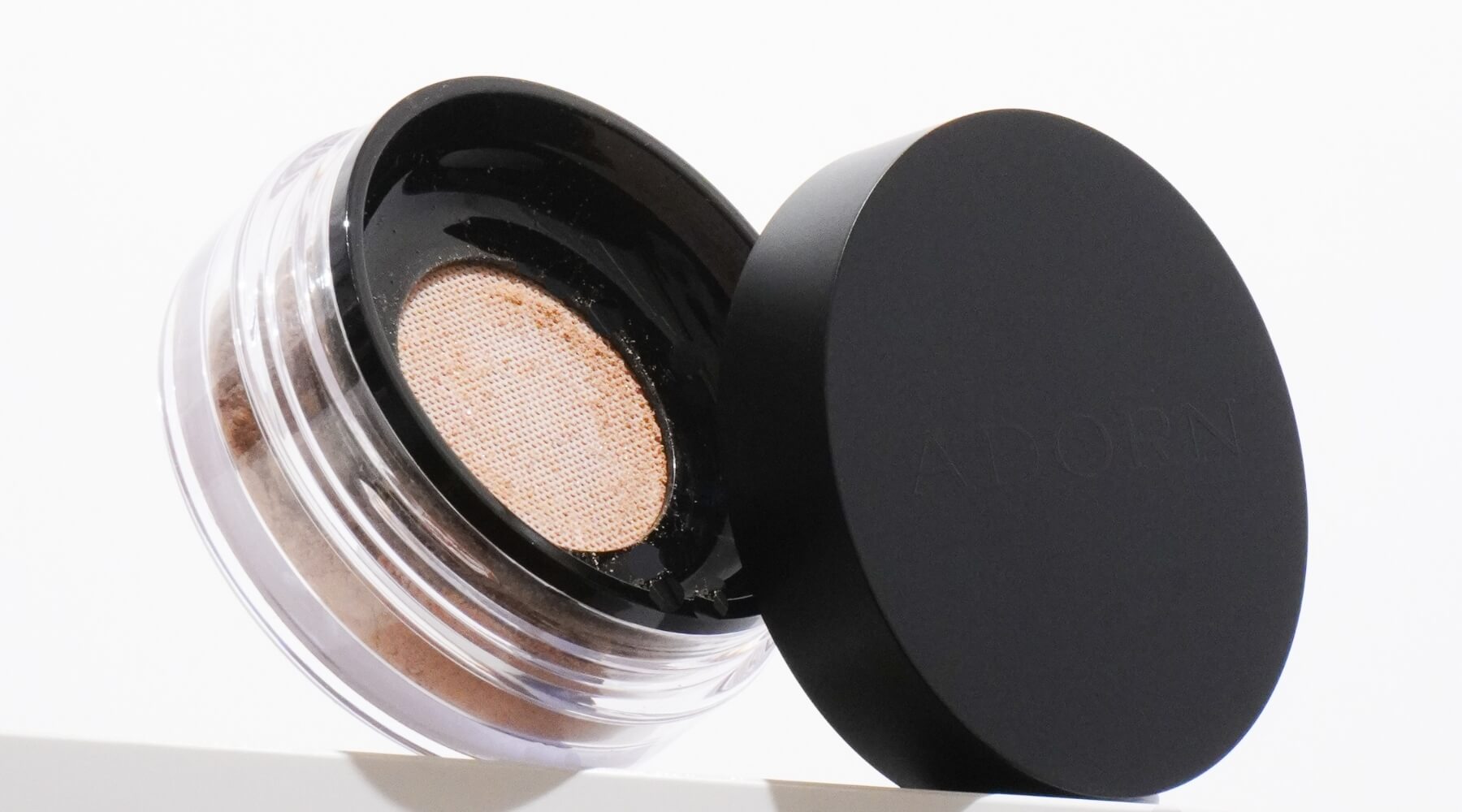 How to Apply Mineral Foundation on Mature Skin - Non-drying, sweat-proof mineral foundation