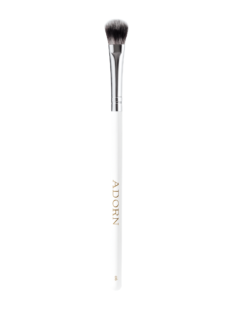 Vegan eyeshadow brush — Adorn cruelty-free blending tool