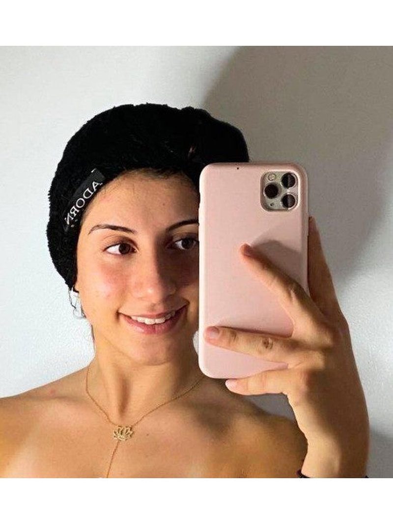 Adorn 'Help Me' virtual beauty consultation — free expert shade-match advice