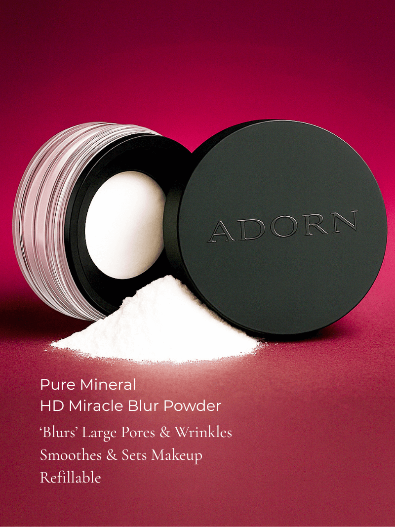 Translucent mineral setting powder — blurs pores for smooth, matte mature skin finish