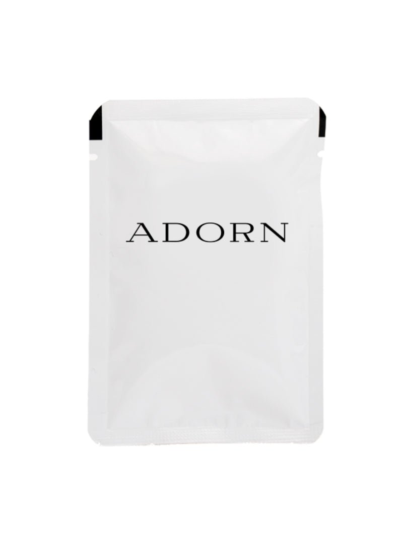 Best setting powder for oily skin refill pouch on a white background.