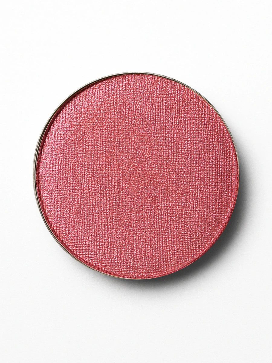 Adorn mineral eyeshadow in Vintage Rose — gentle colour for sensitive eyes